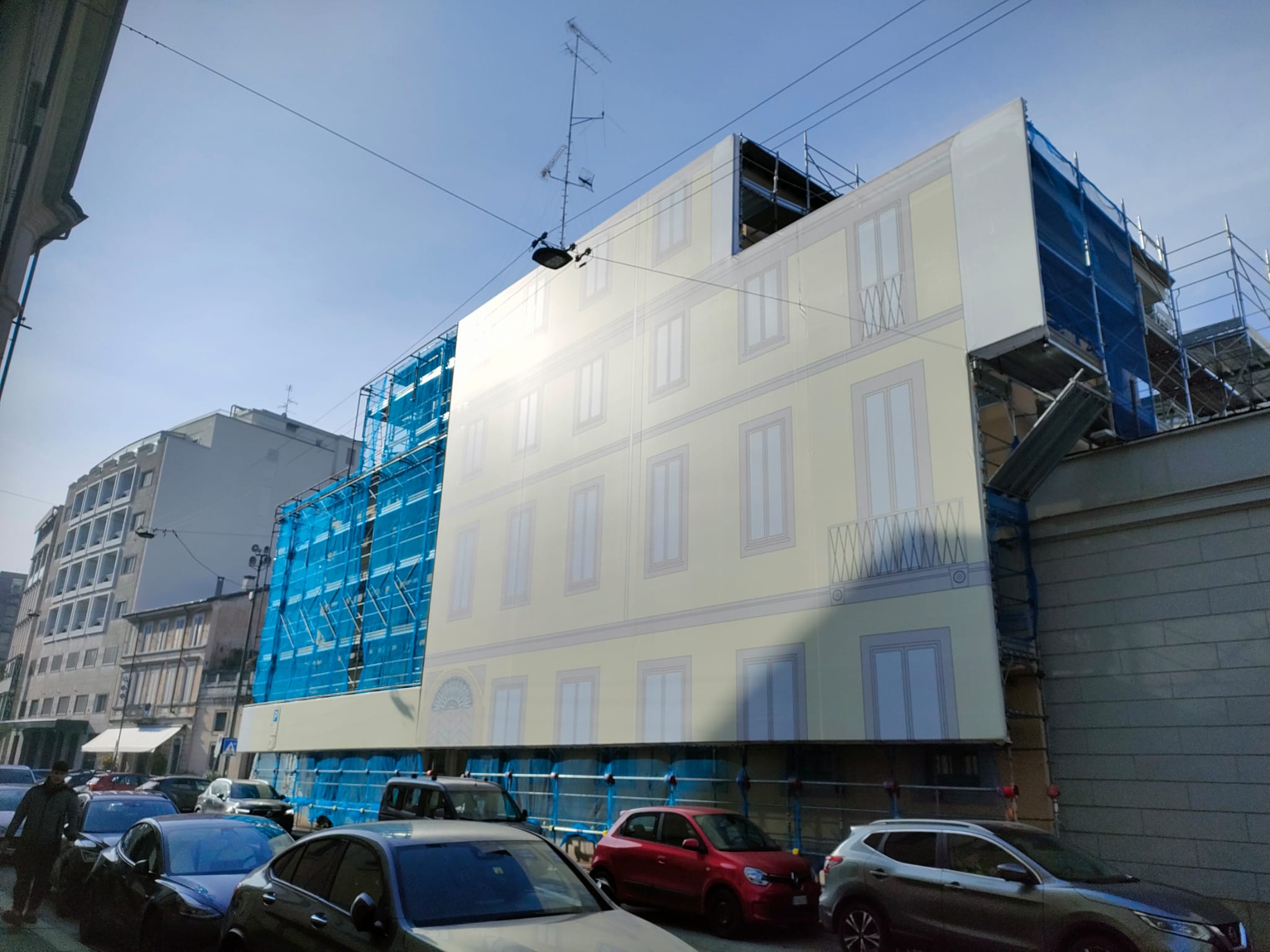 Ponteggi per pubblicità