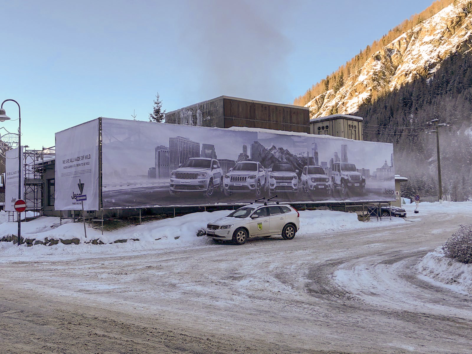 Ponteggi per pubblicità