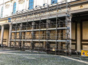 Ponteggi per pubblicità (2)